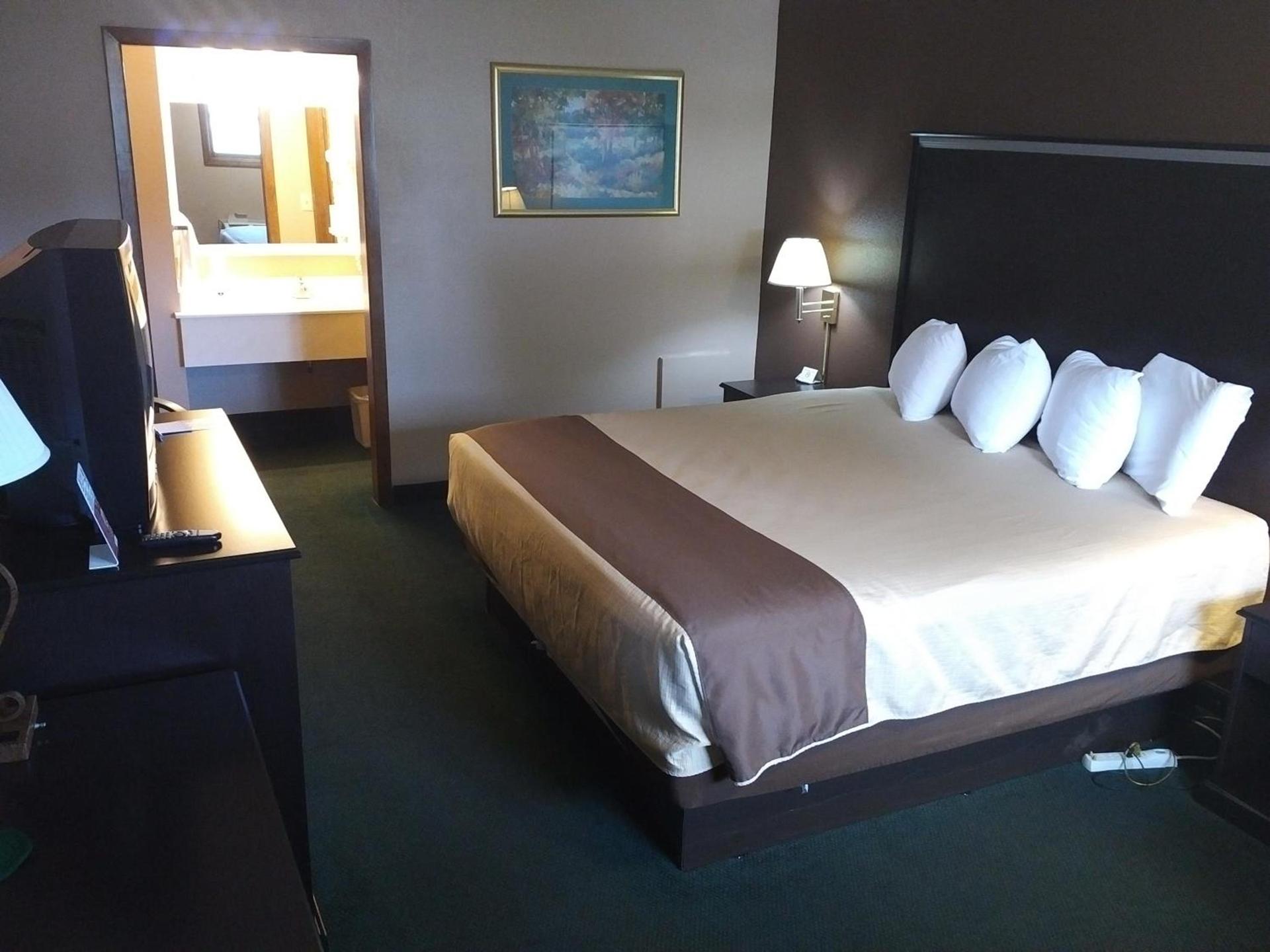 Americas Best Value Inn York photo 7