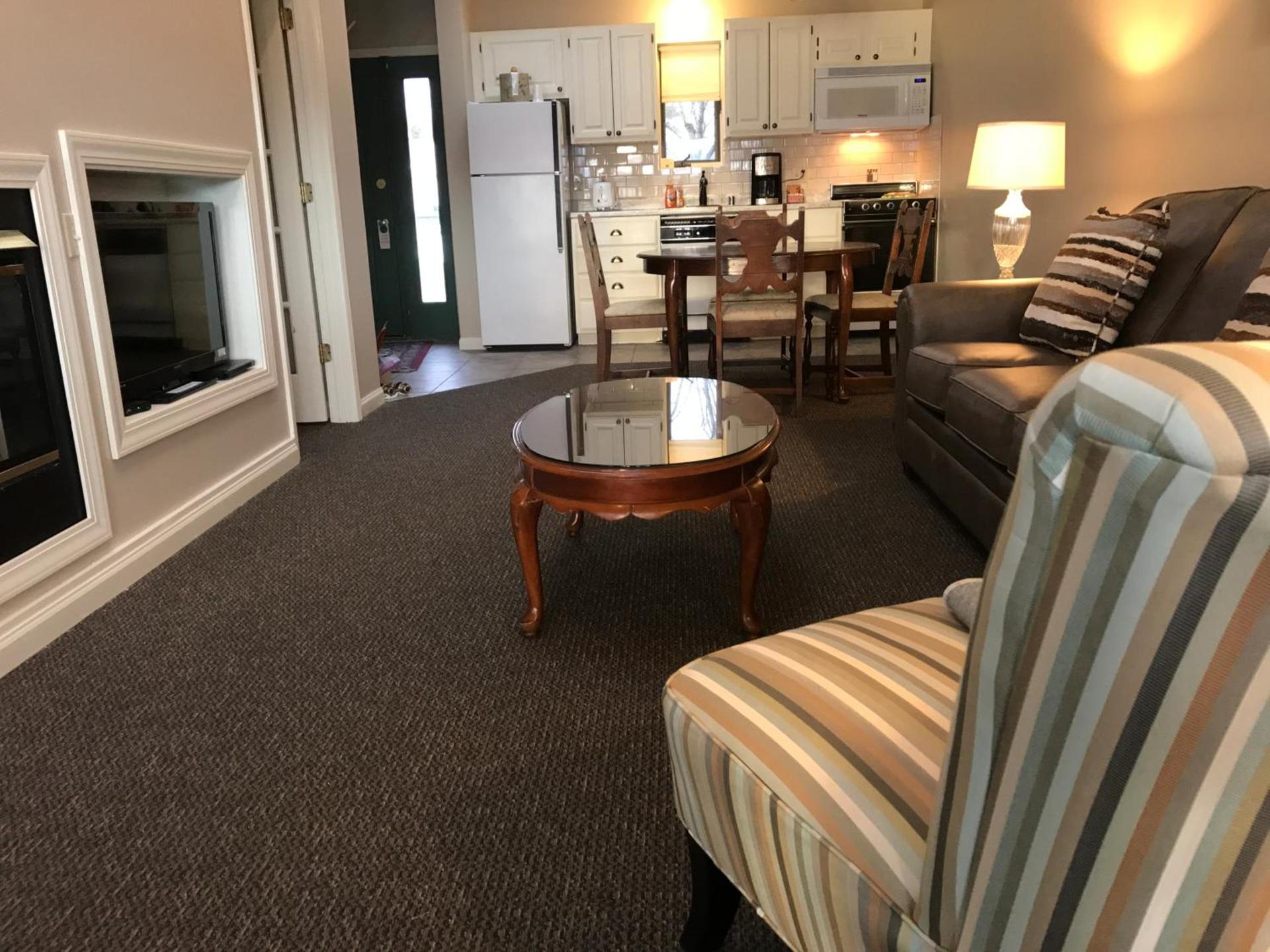 Snug Harbor Inn photo 21