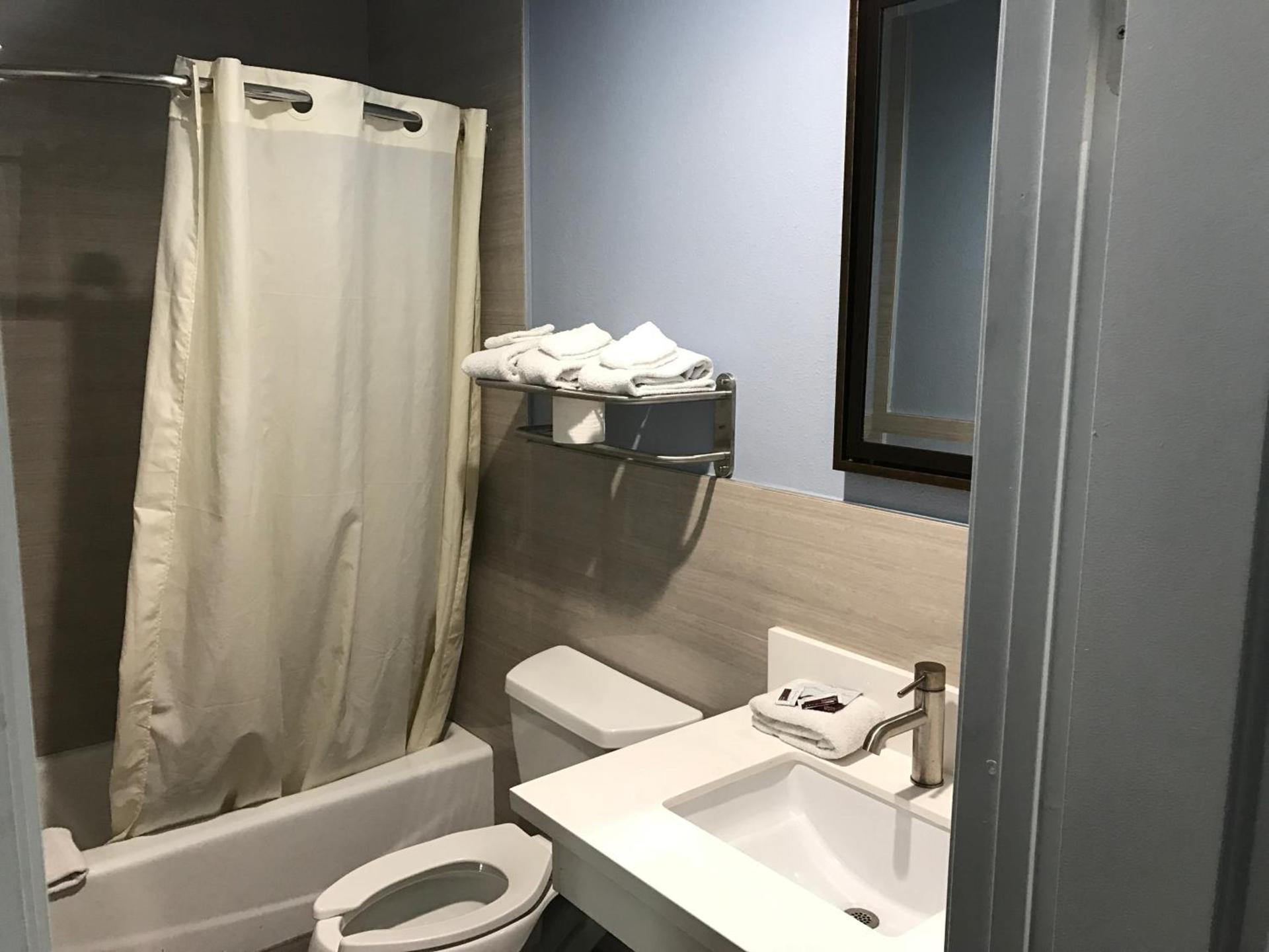 Empire Inn photo 5