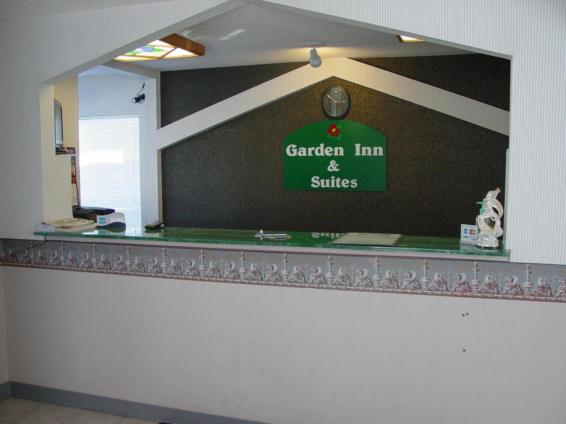 Garden Inn & Suites photo 9