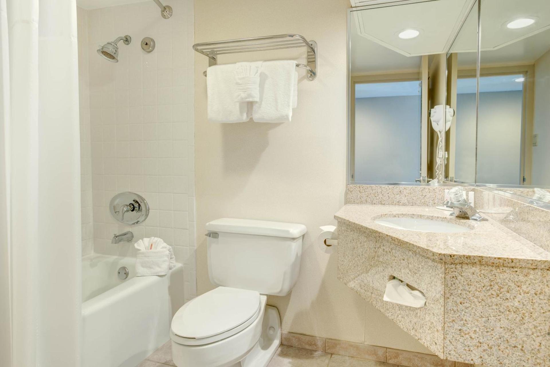 Days Hotel by Wyndham Toms River Jersey Shore photo 17