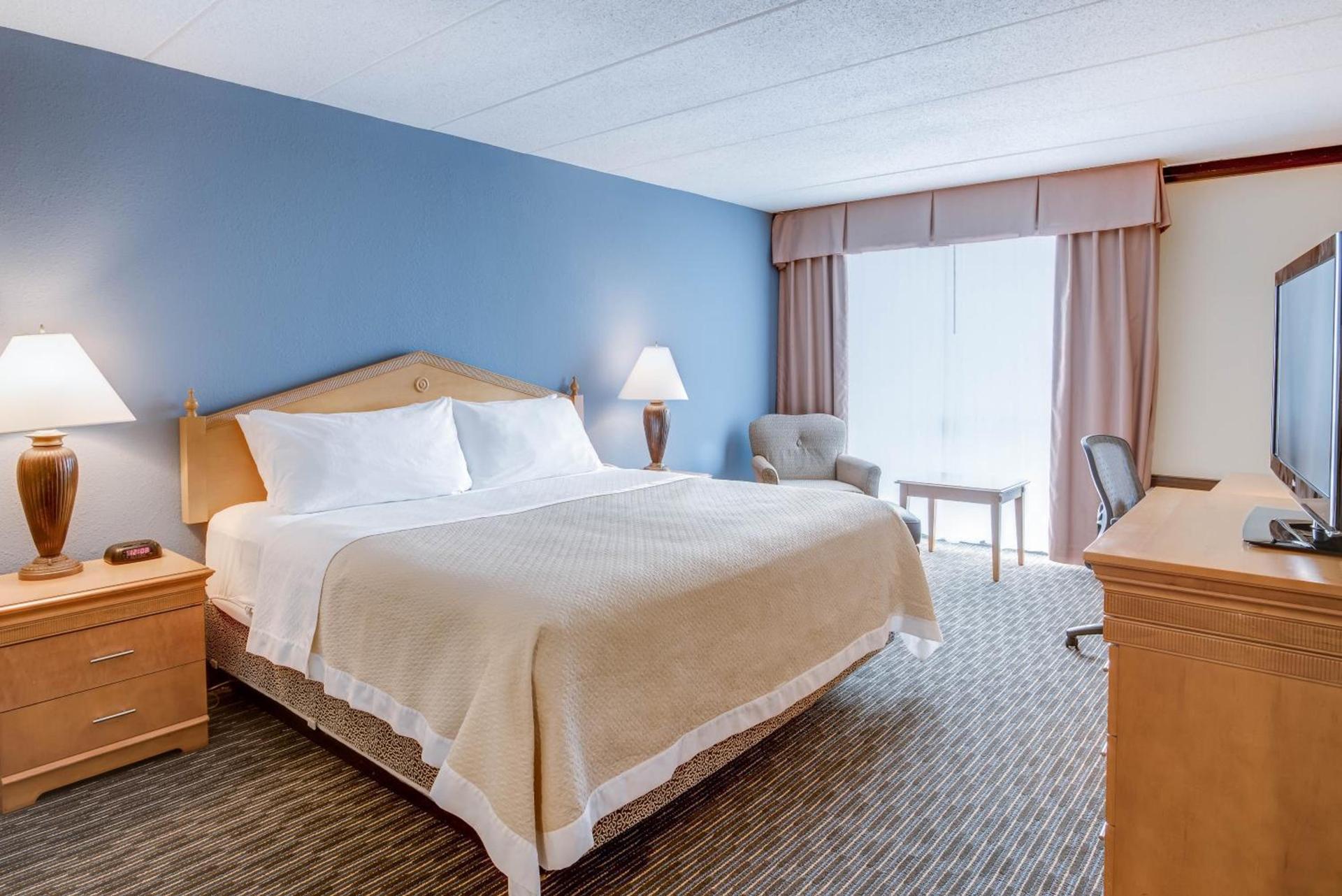 Days Hotel by Wyndham Toms River Jersey Shore photo 4