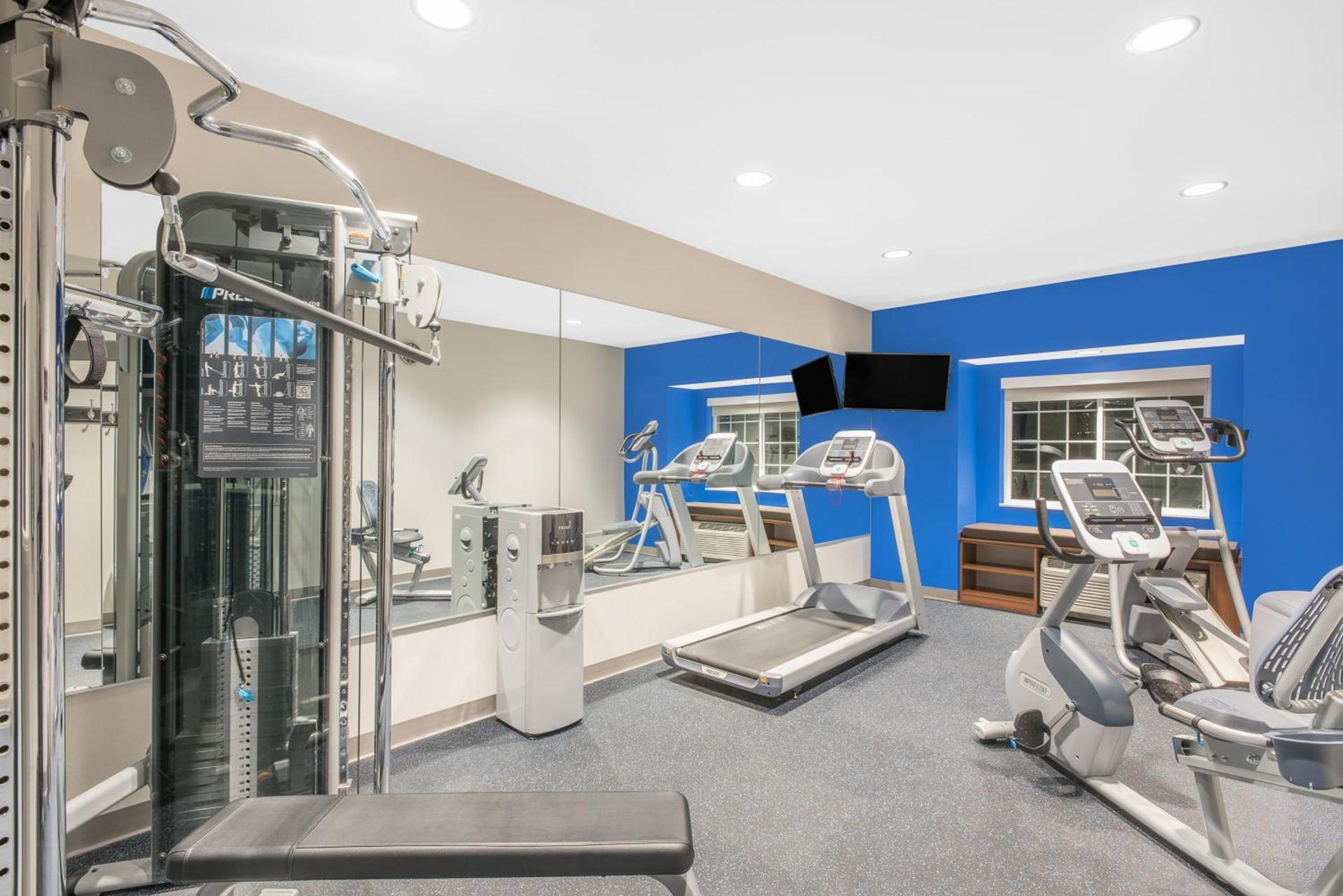 Microtel Inn & Suites by Wyndham Binghamton photo 24