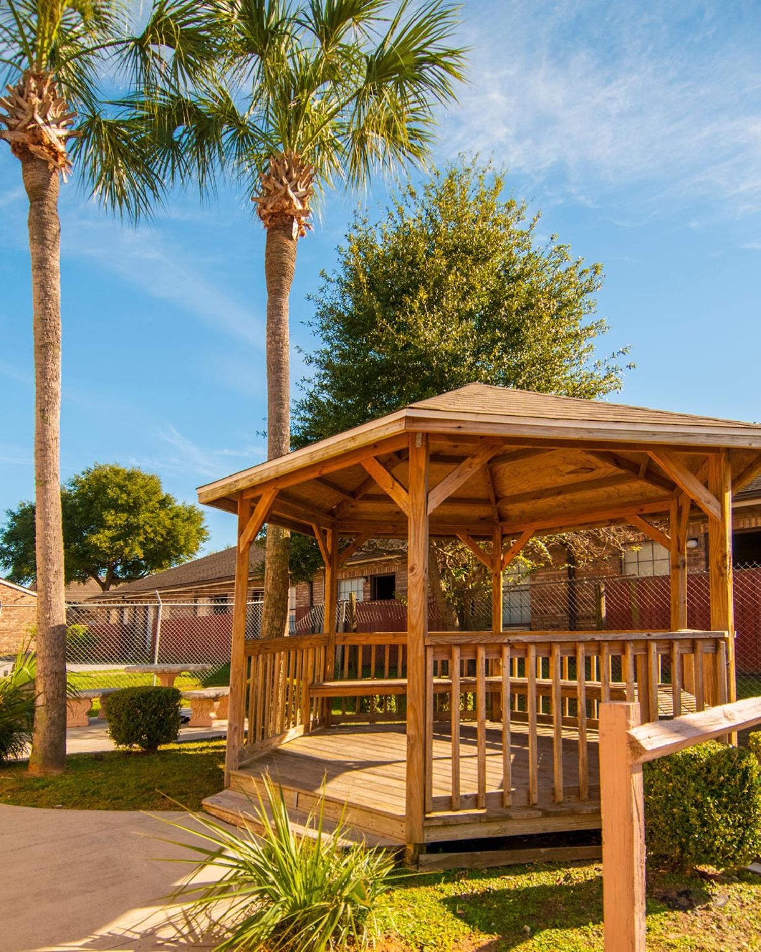 Executive Inn photo 26