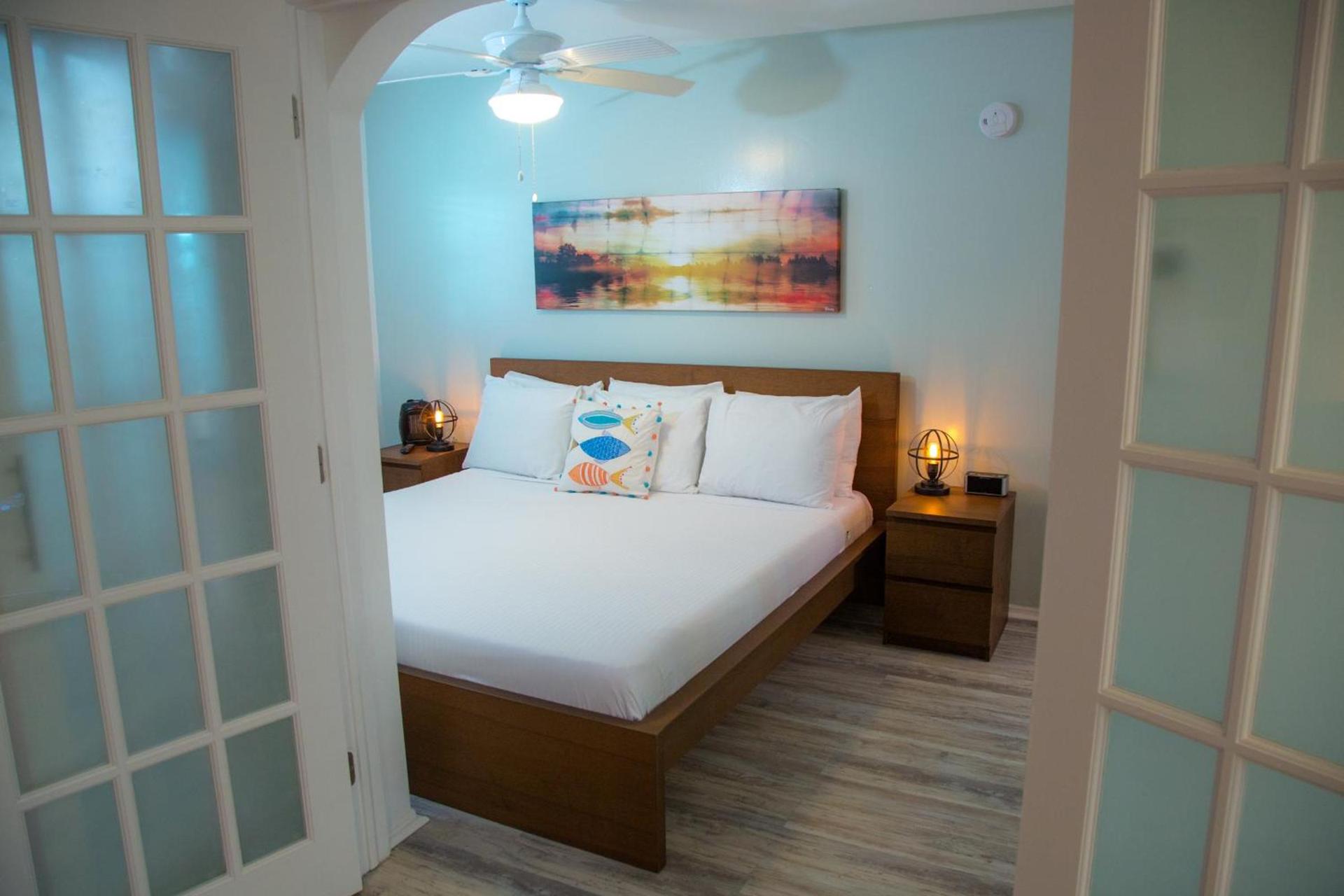 St. Pete Beach Suites photo 33