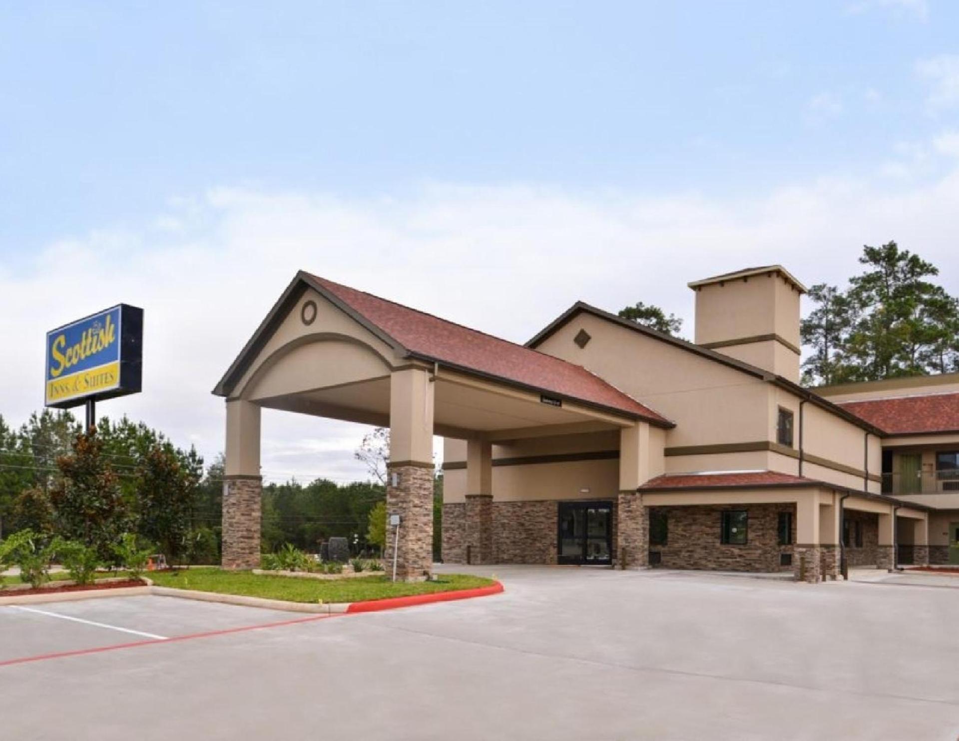 Scottish Inn & Suites - Conroe — hotel in Conroe
