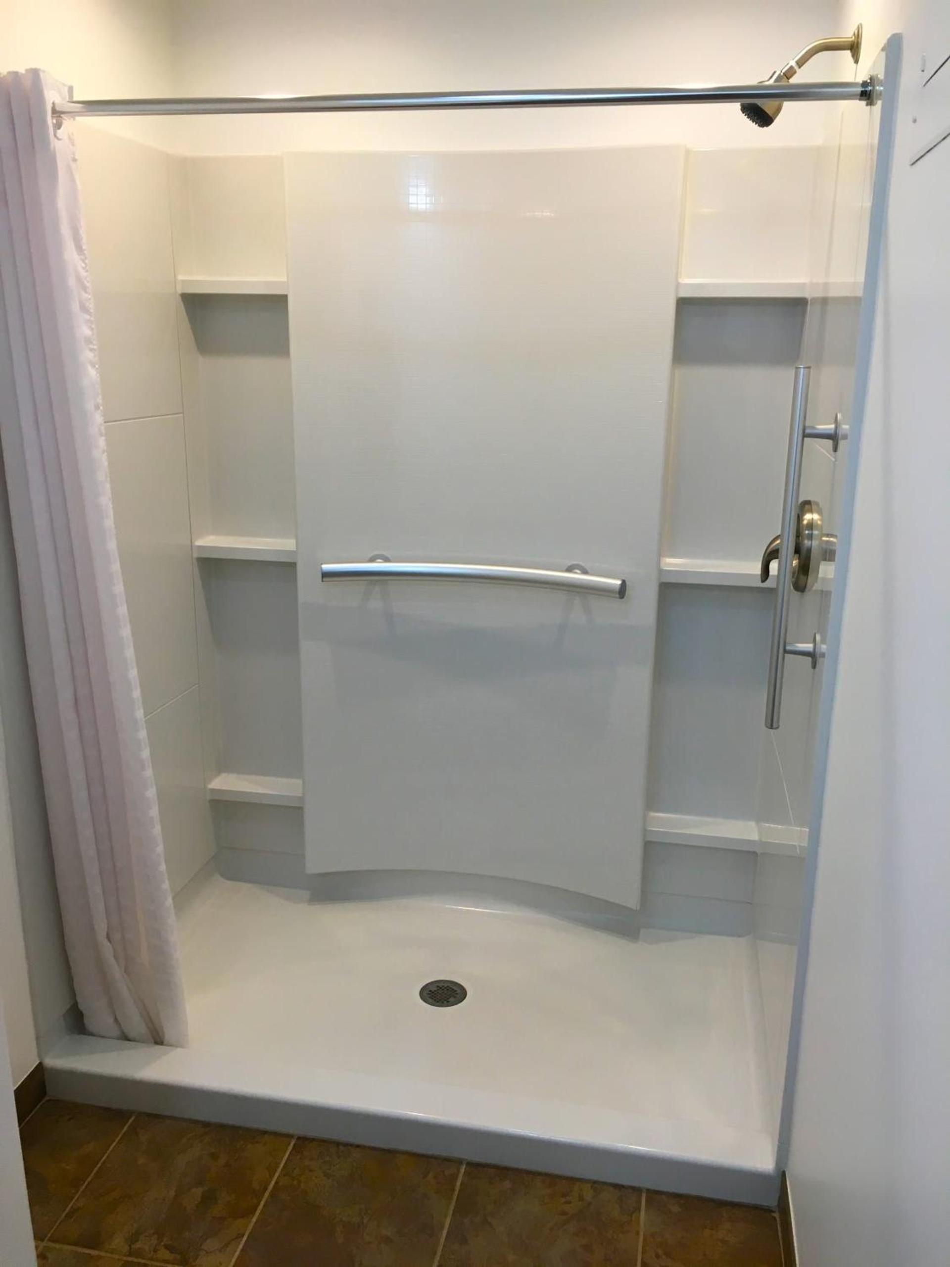 Oak Mar Motel photo 16