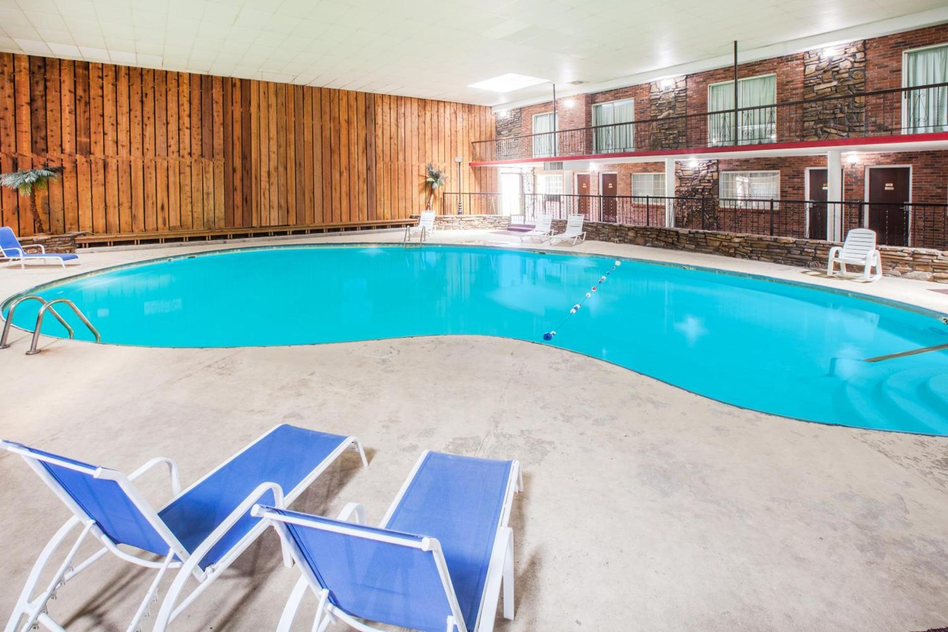 Ramada by Wyndham Mountain Home photo 96