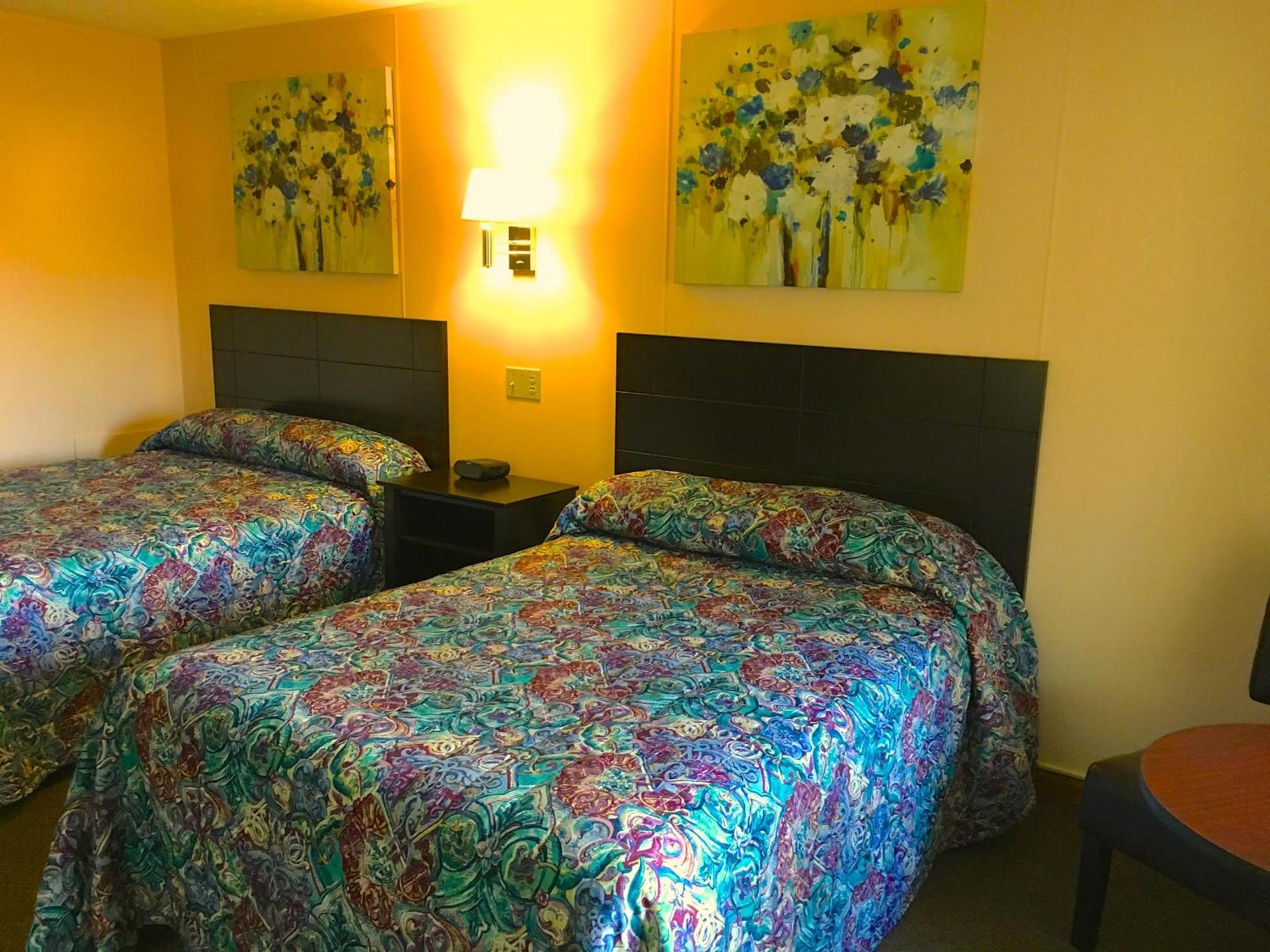 Oak Mar Motel photo 12
