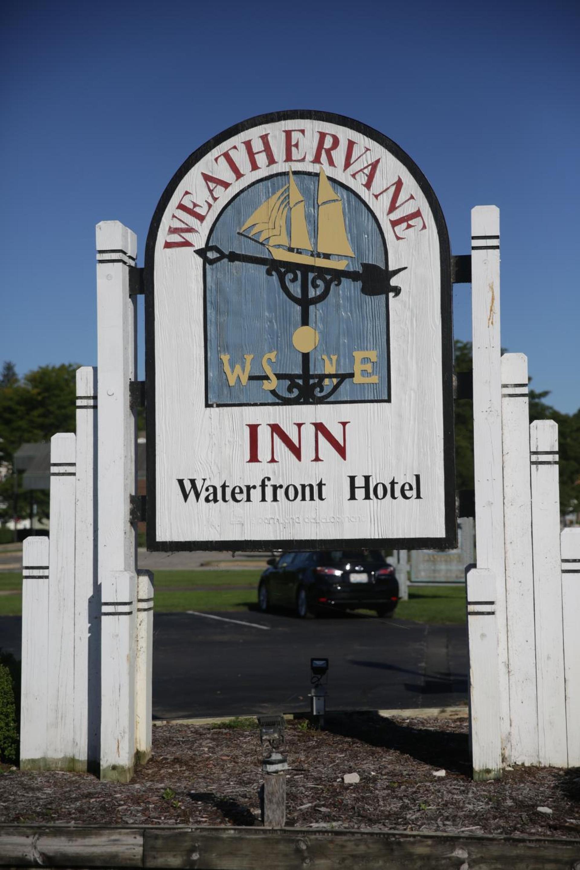 Weathervane Inn photo 22