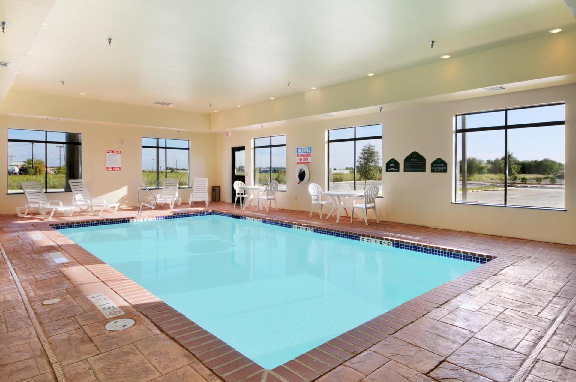 Wingate by Wyndham New Braunfels photo 13