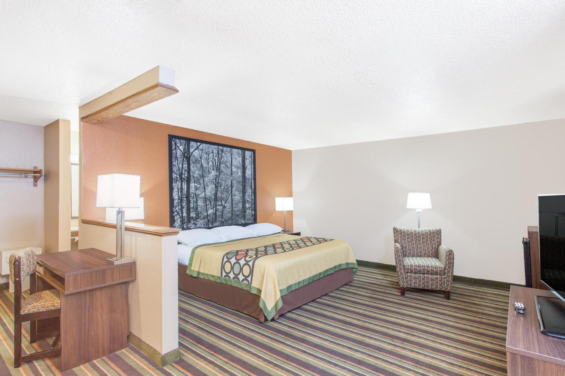 Super 8 by Wyndham Norton VA photo 20