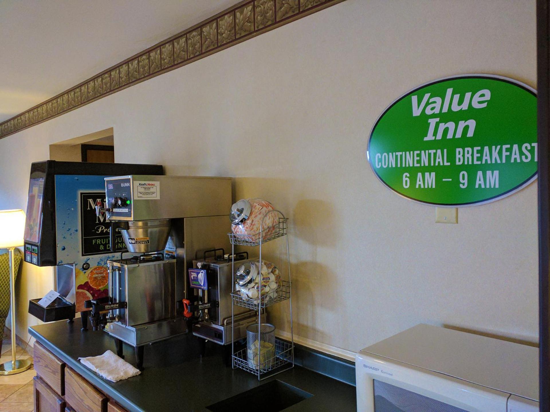 Value Inn Harrisburg-York photo 7