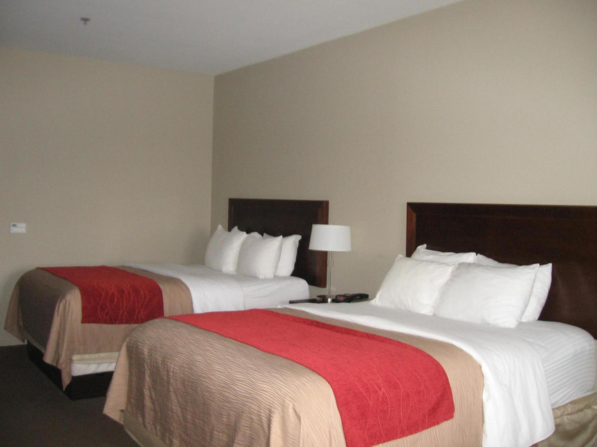 Baymont by Wyndham Columbus photo 71