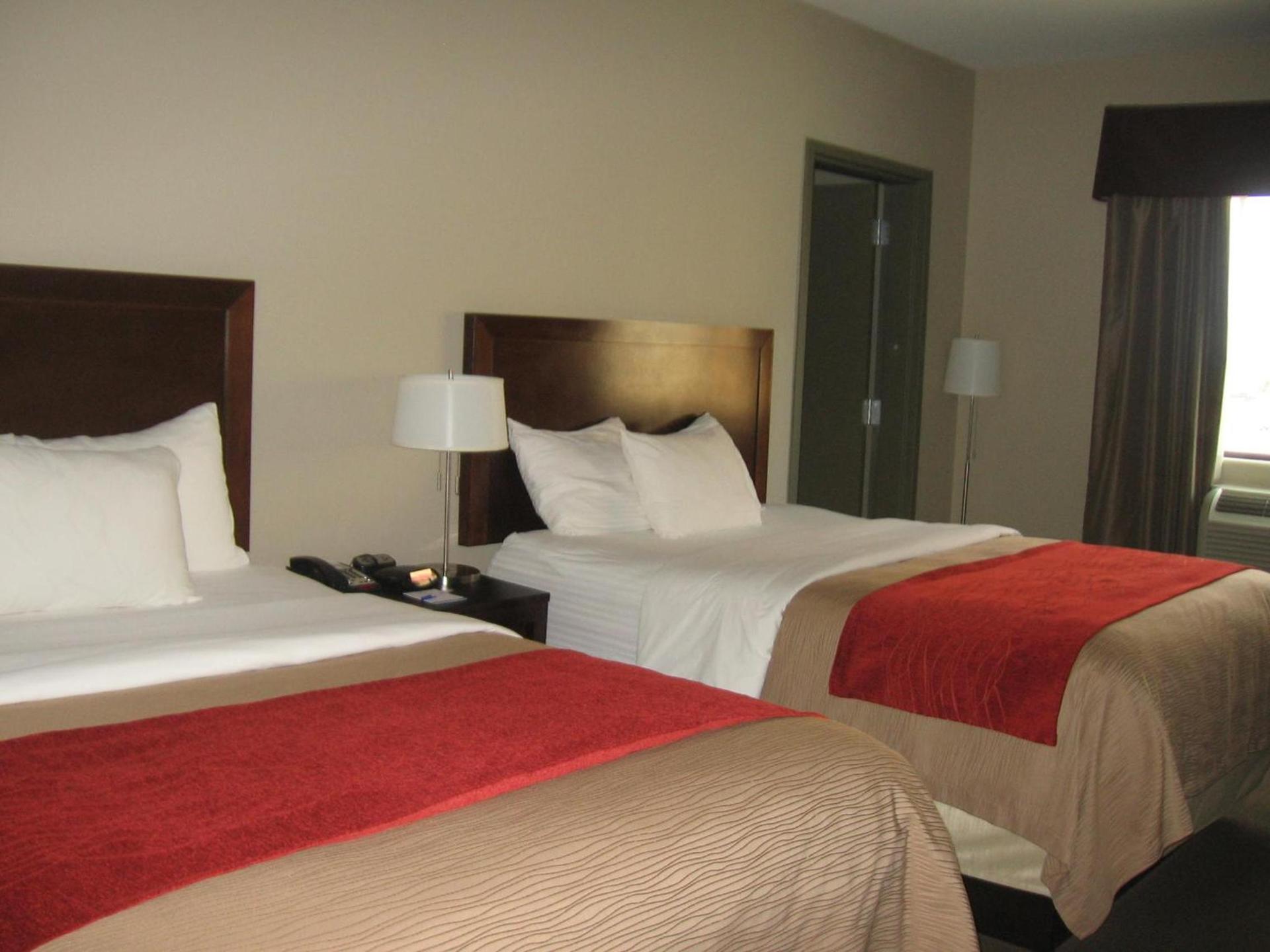 Baymont by Wyndham Columbus photo 69