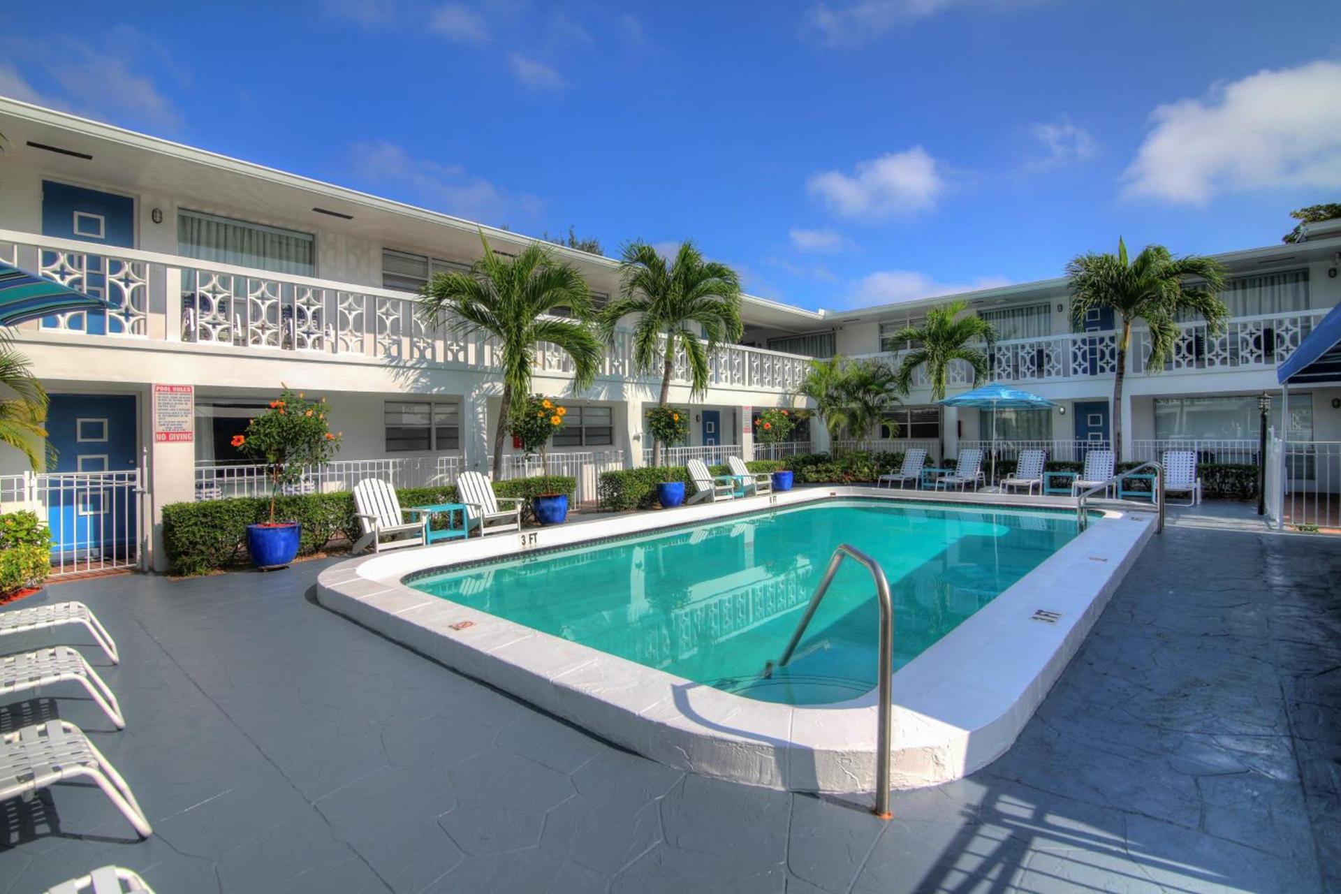 May-Dee Suites in Florida photo 9