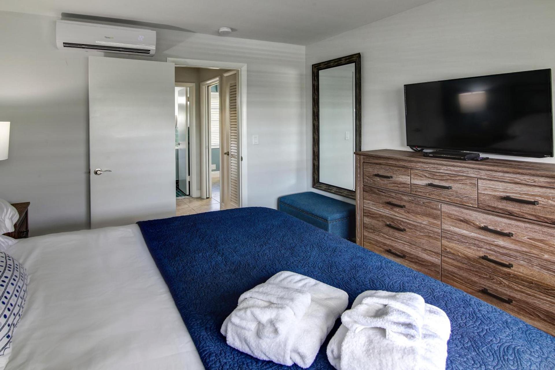May-Dee Suites in Florida photo 59