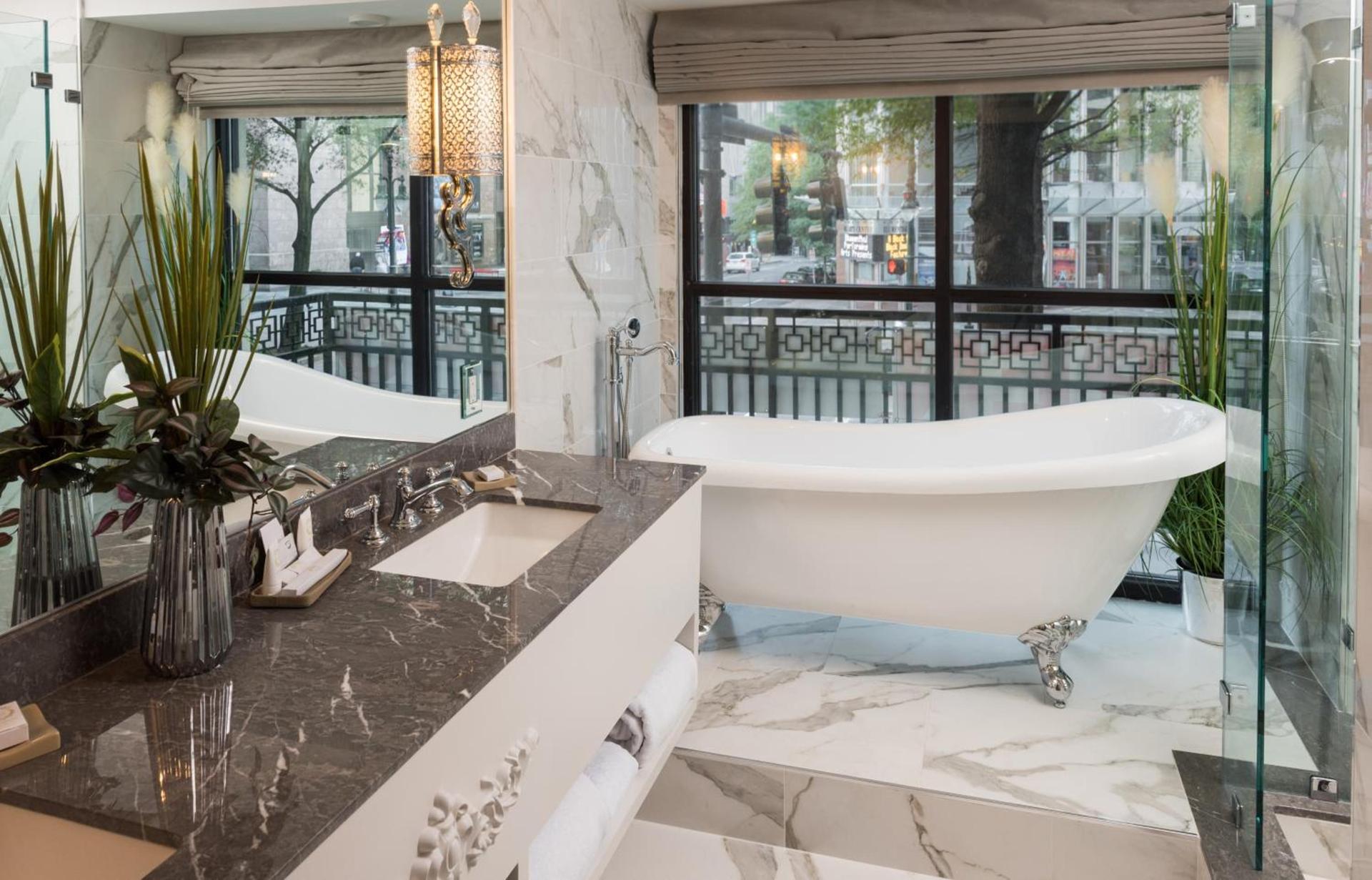 The Ivey's Hotel photo 60