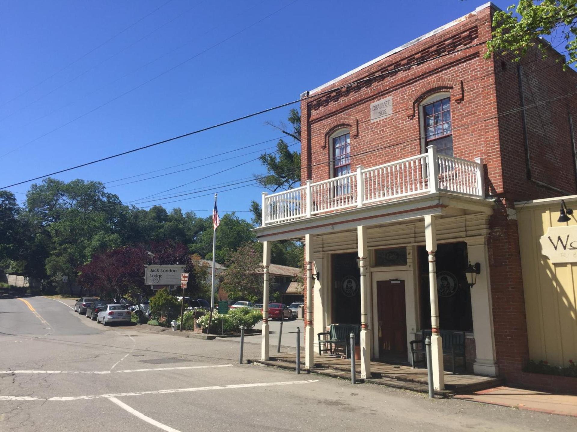 The Jack London Lodge photo 41