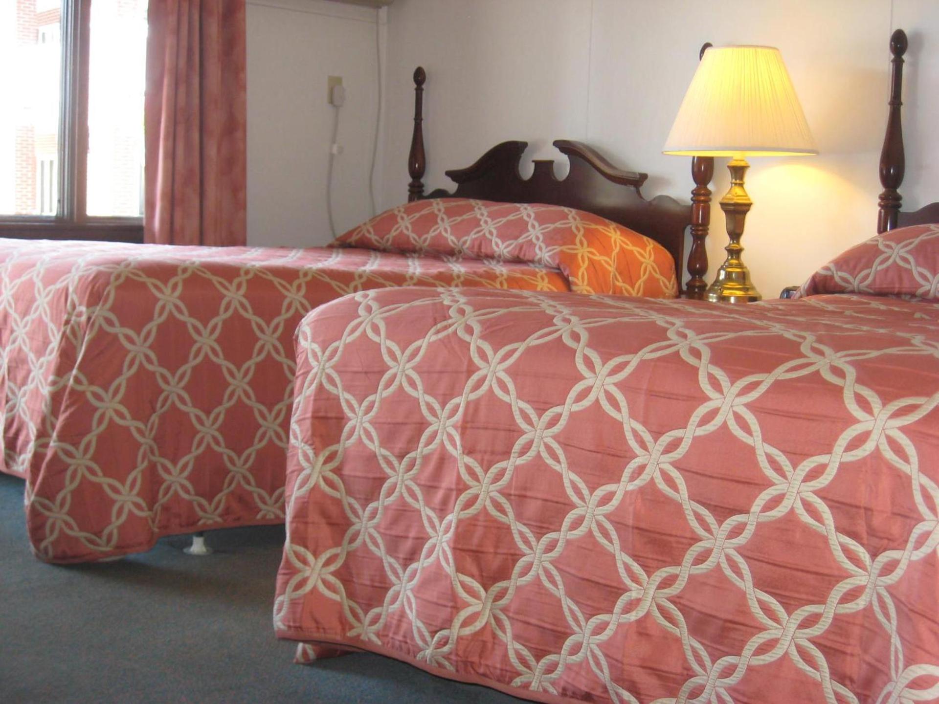 Lockport Inn and Suites photo 17