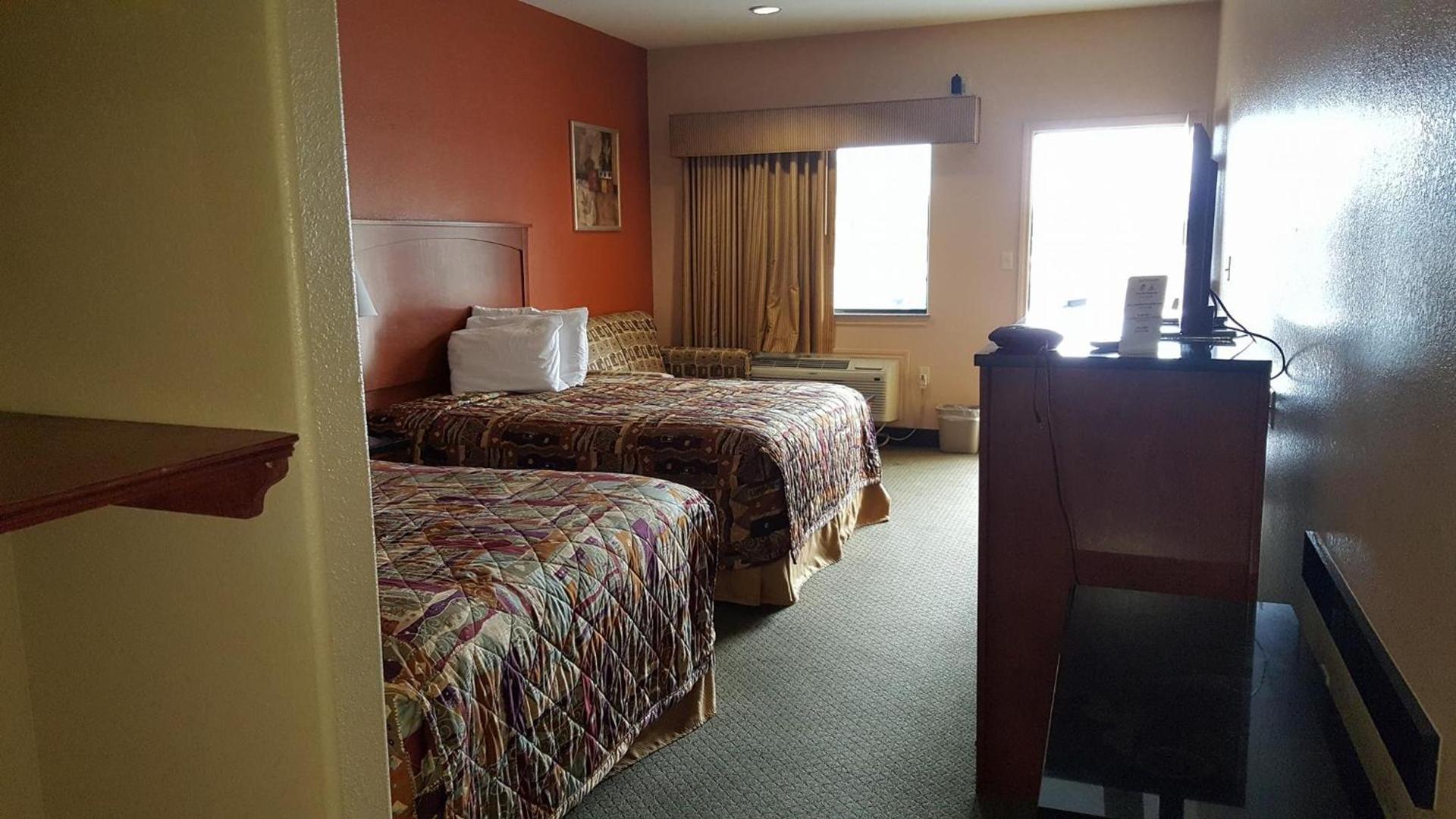 Budgetel Inn and Suites photo 24