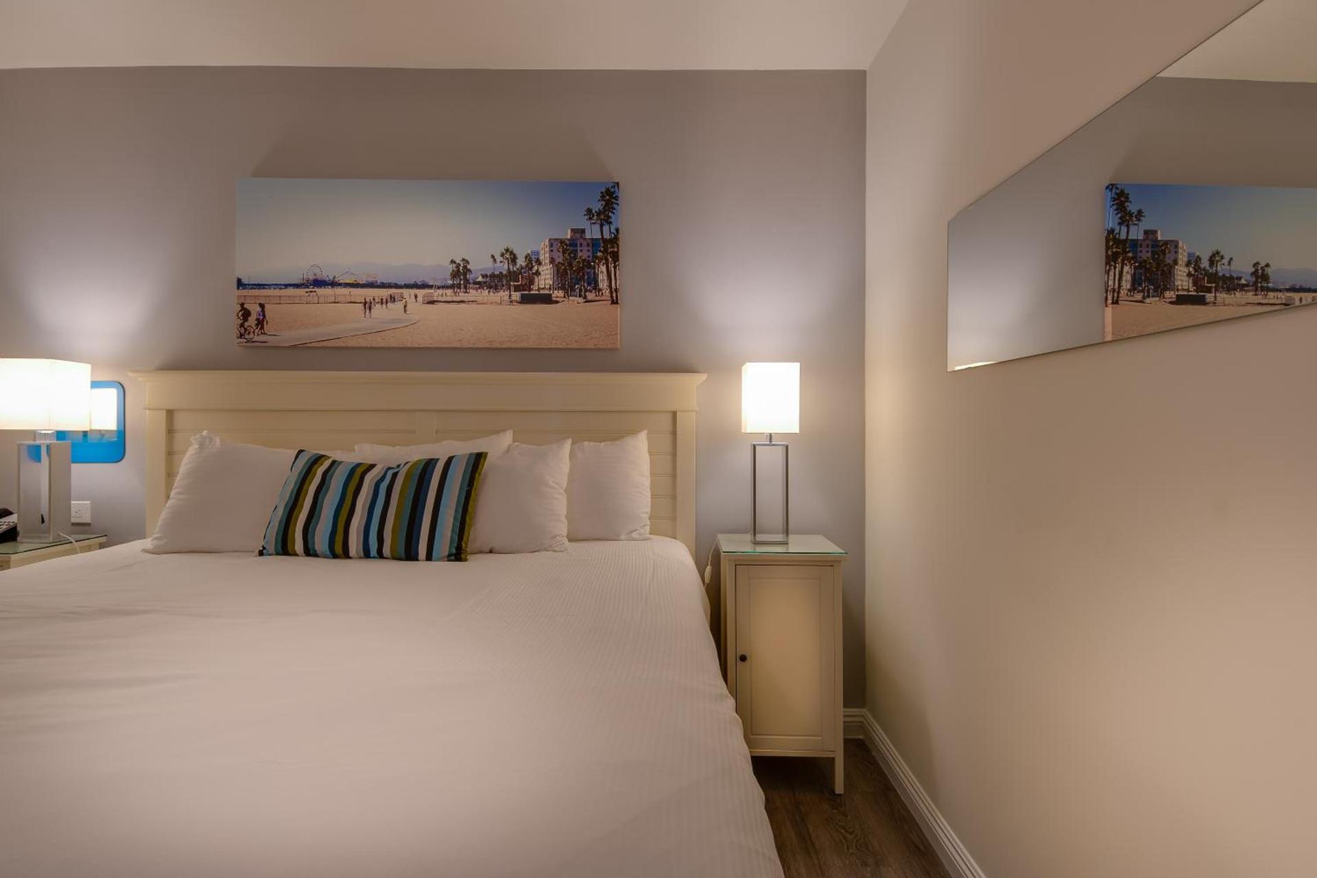 Bayside Hotel photo 32
