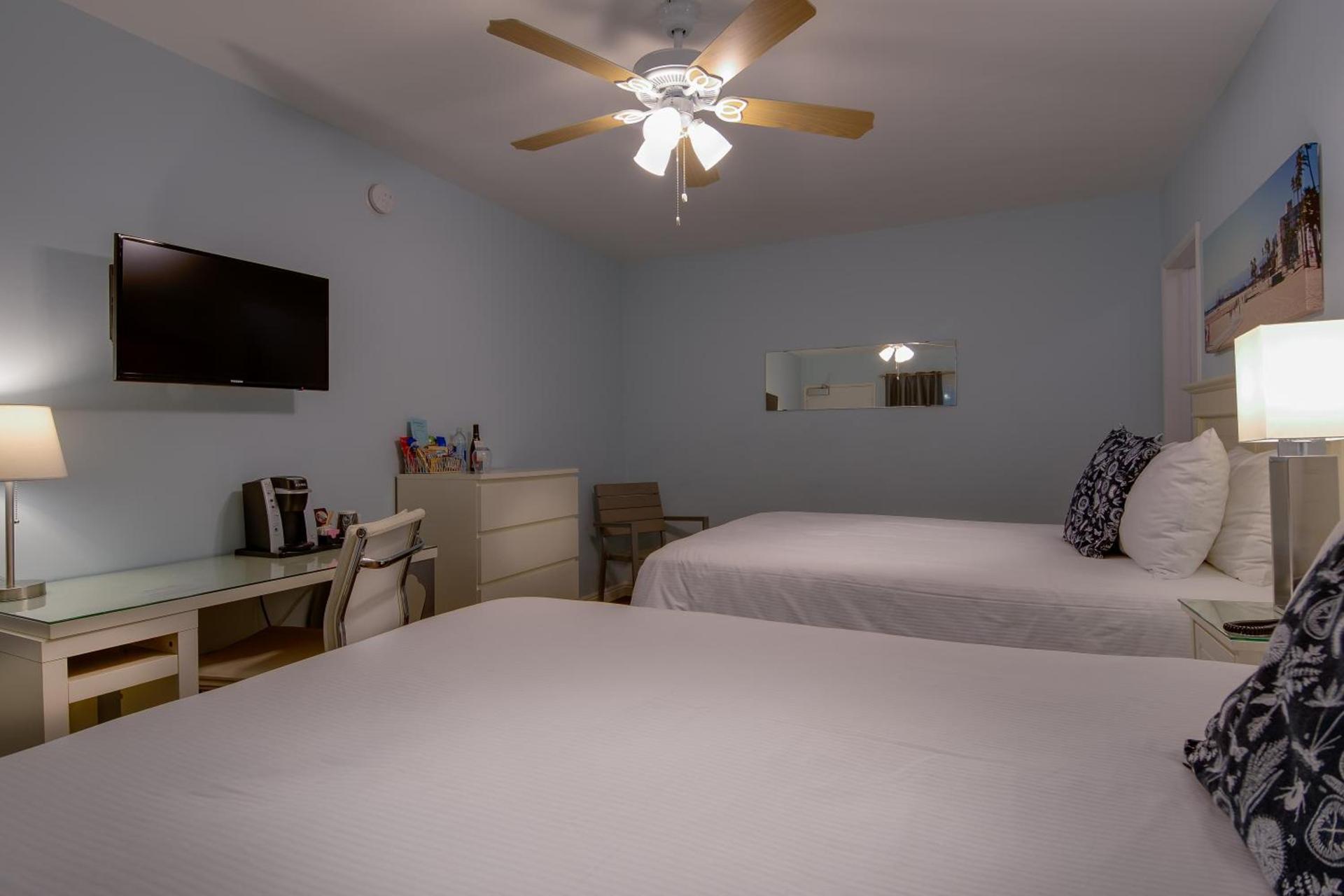 Bayside Hotel photo 35
