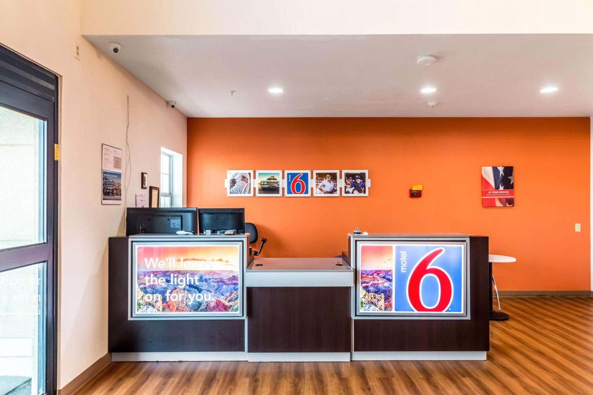Motel 6-Jourdanton, TX photo 25