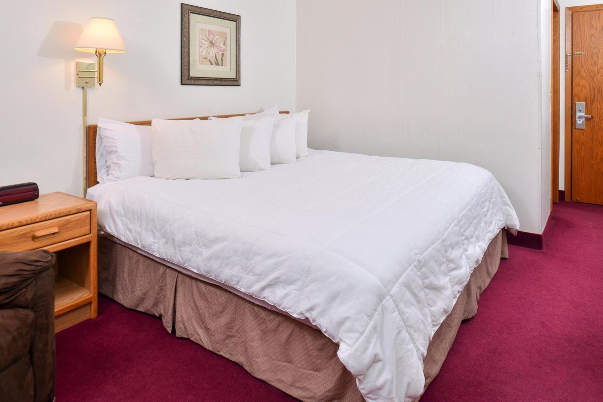 Sauk River Inn & Suites, a Travelodge by Wyndham photo 16