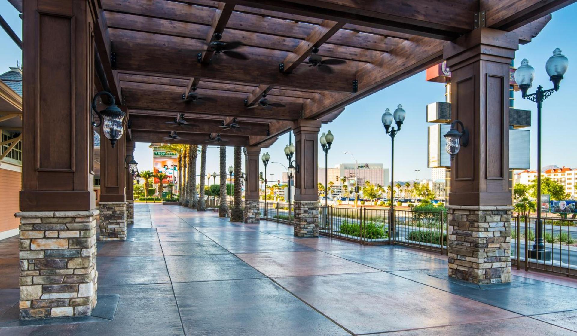 Tropicana Laughlin Hotel & Casino - A Caesars Rewards Destination photo 16