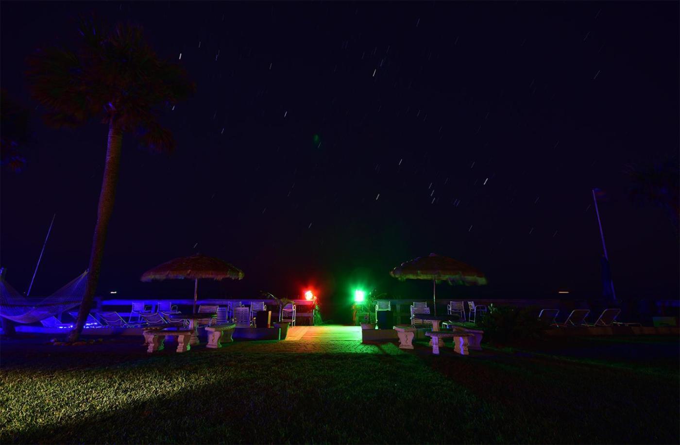 Surf Studio Beach Resort photo 55