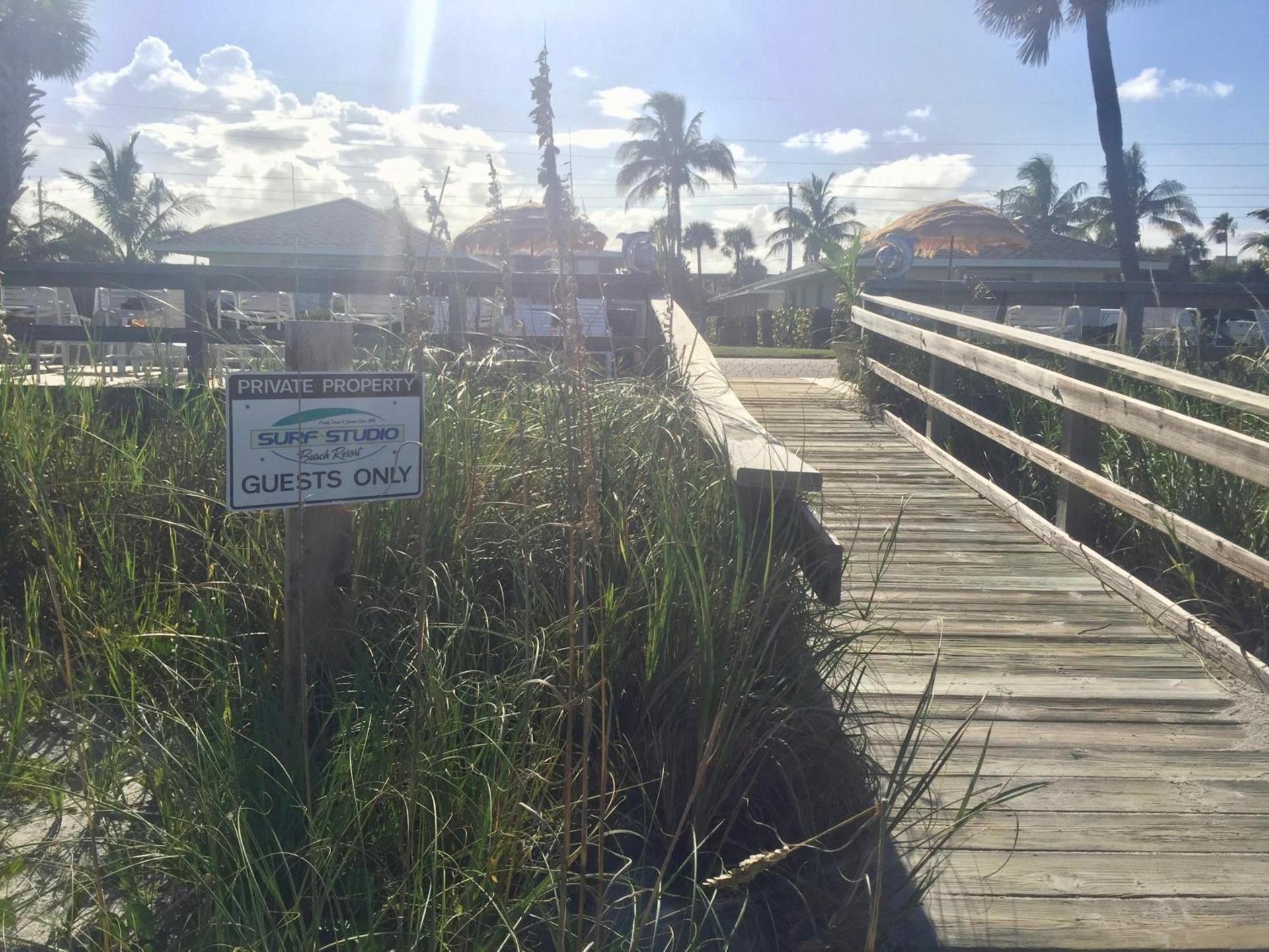 Surf Studio Beach Resort photo 65