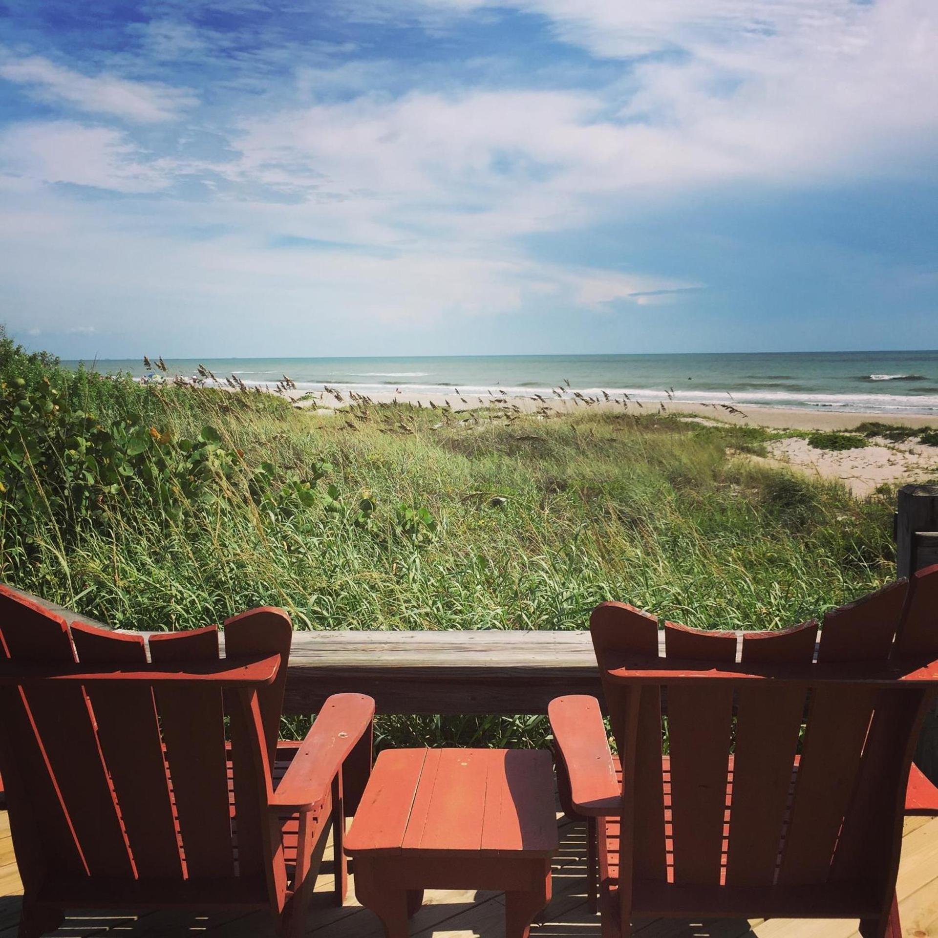 Surf Studio Beach Resort photo 16