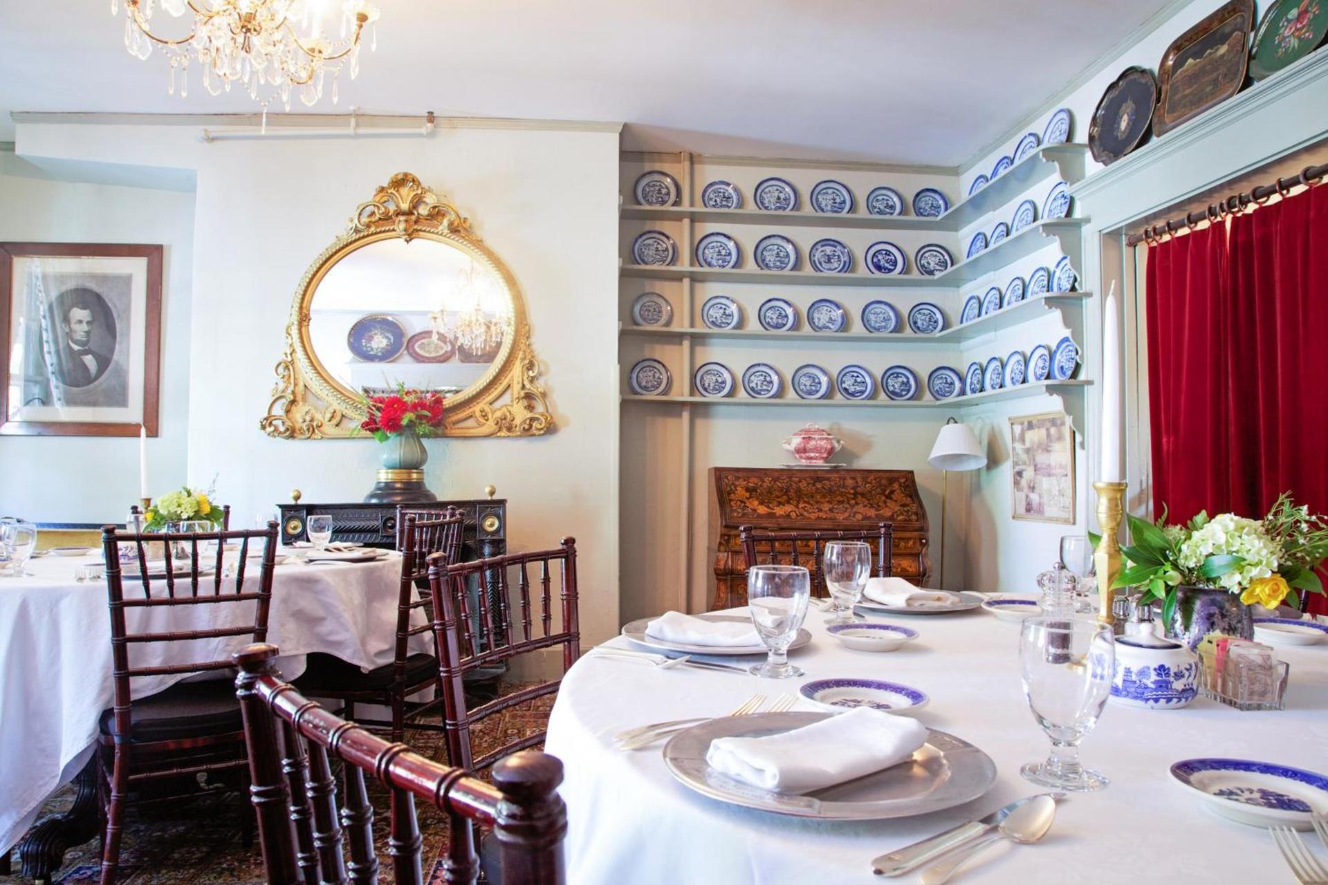 The Red Lion Inn photo 44