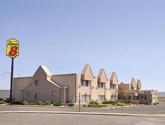 Super 8 by Wyndham Laramie photo 16