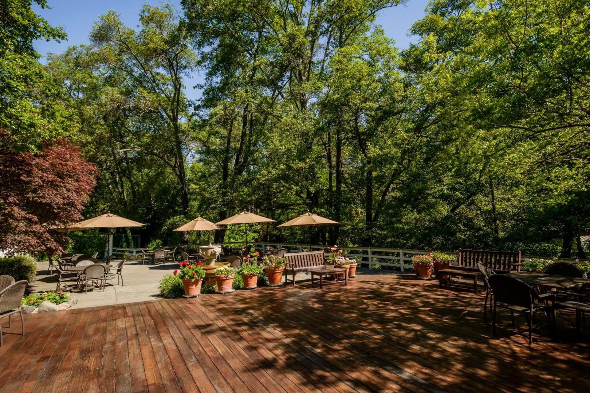 The Jack London Lodge photo 22