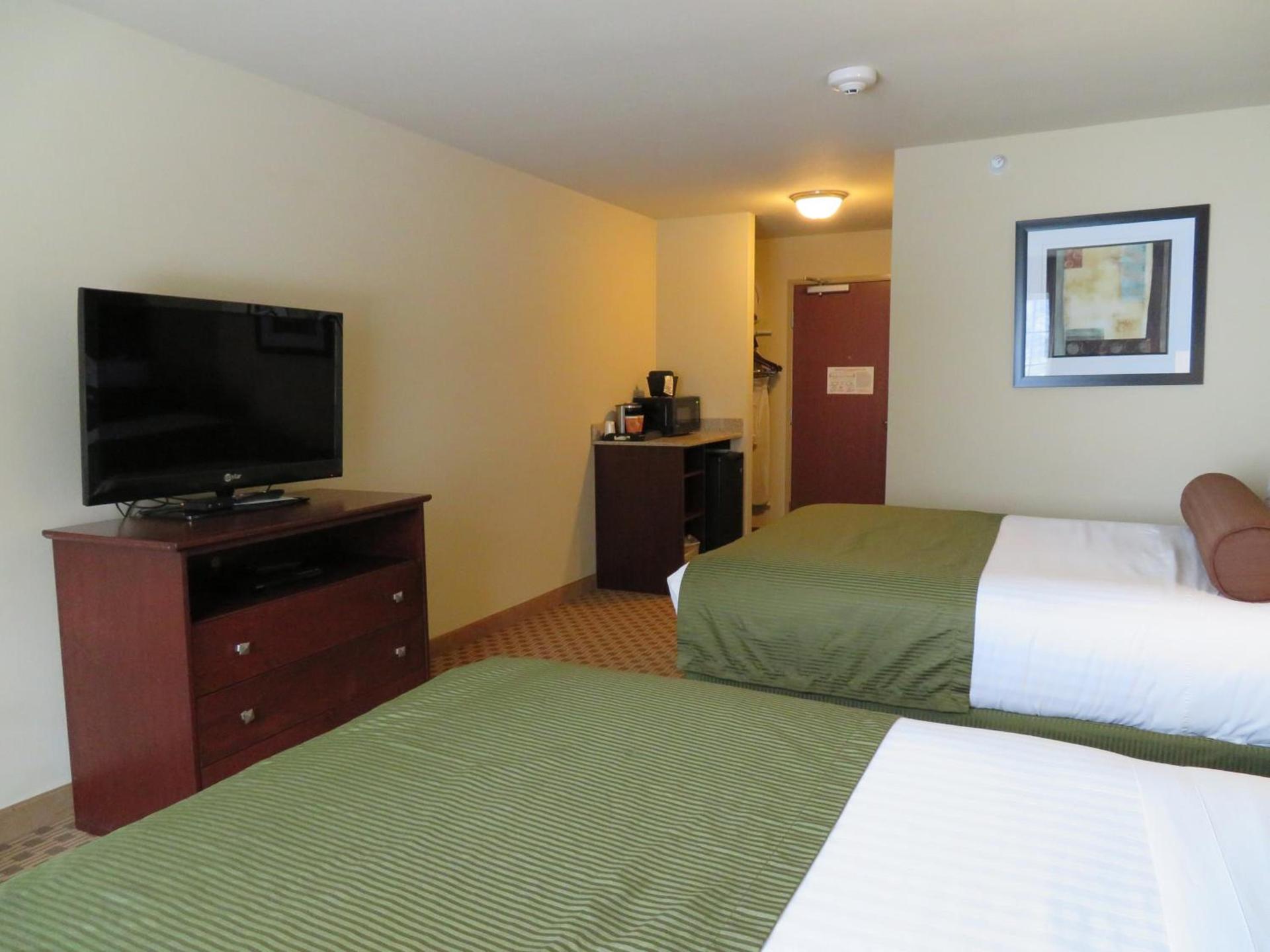 Cobblestone Inn & Suites - Rugby photo 36