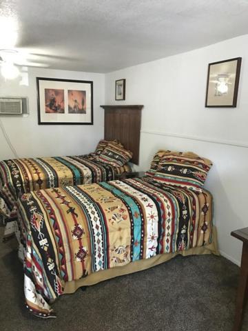 Apache Motel photo 13