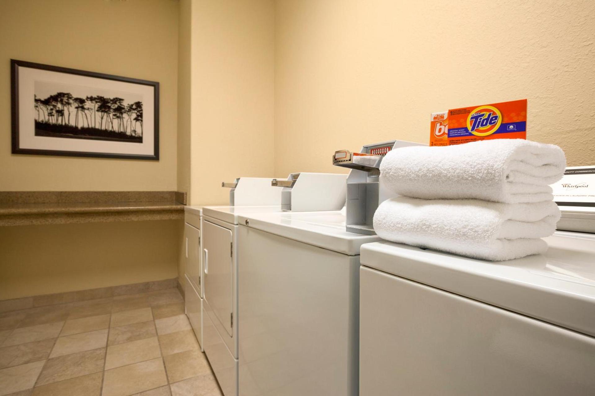 Comfort Inn & Suites Dothan Northside Plaza photo 17