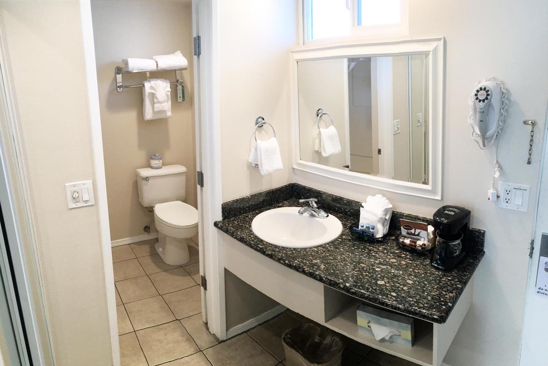 King Frederik Inn photo 48
