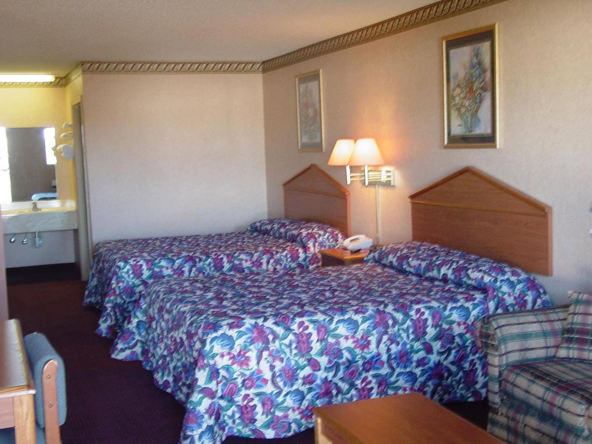 Garden Inn & Suites photo 22