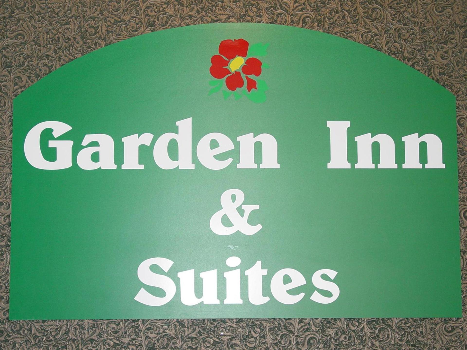 Garden Inn & Suites photo 16
