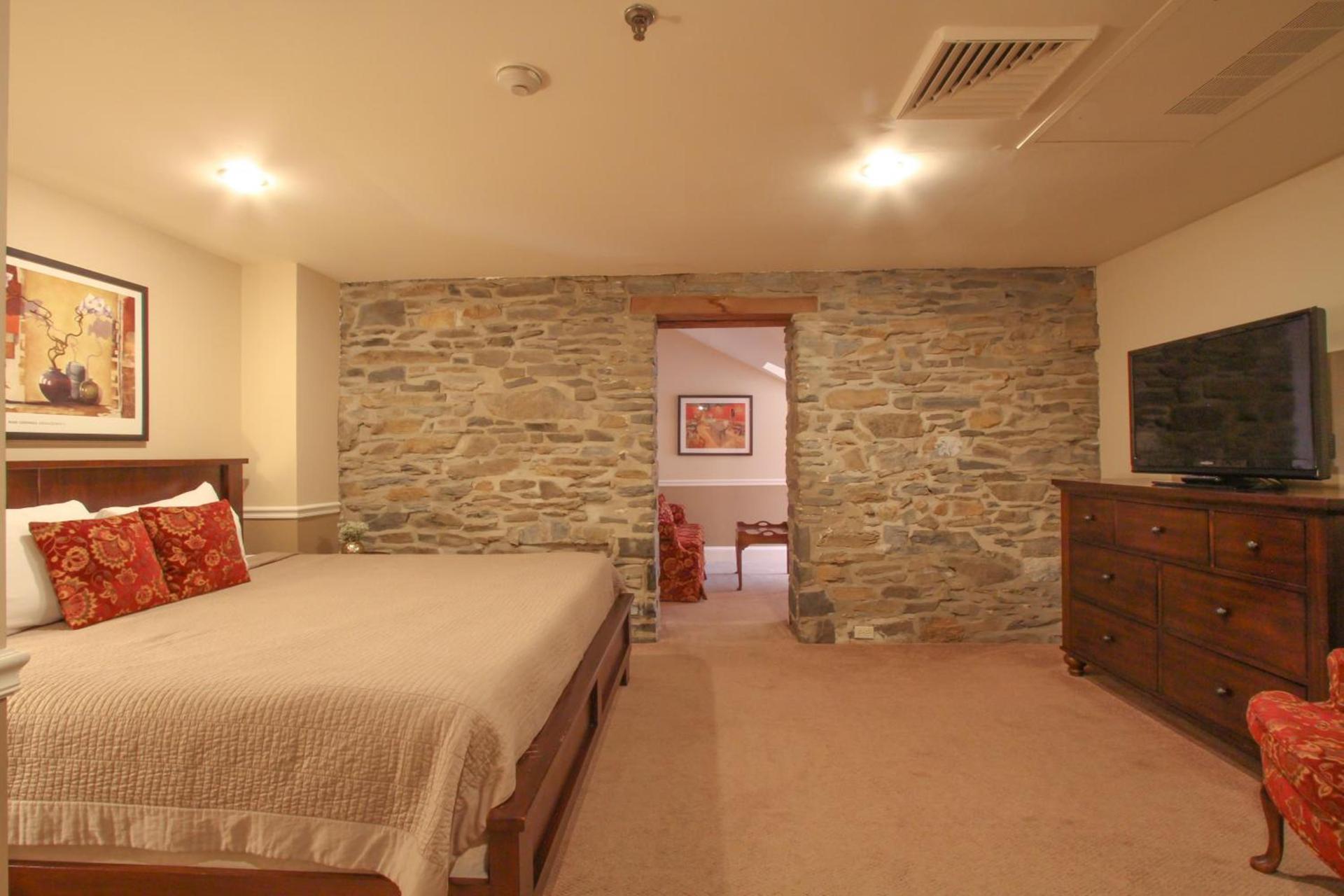 Joseph Ambler Inn photo 47