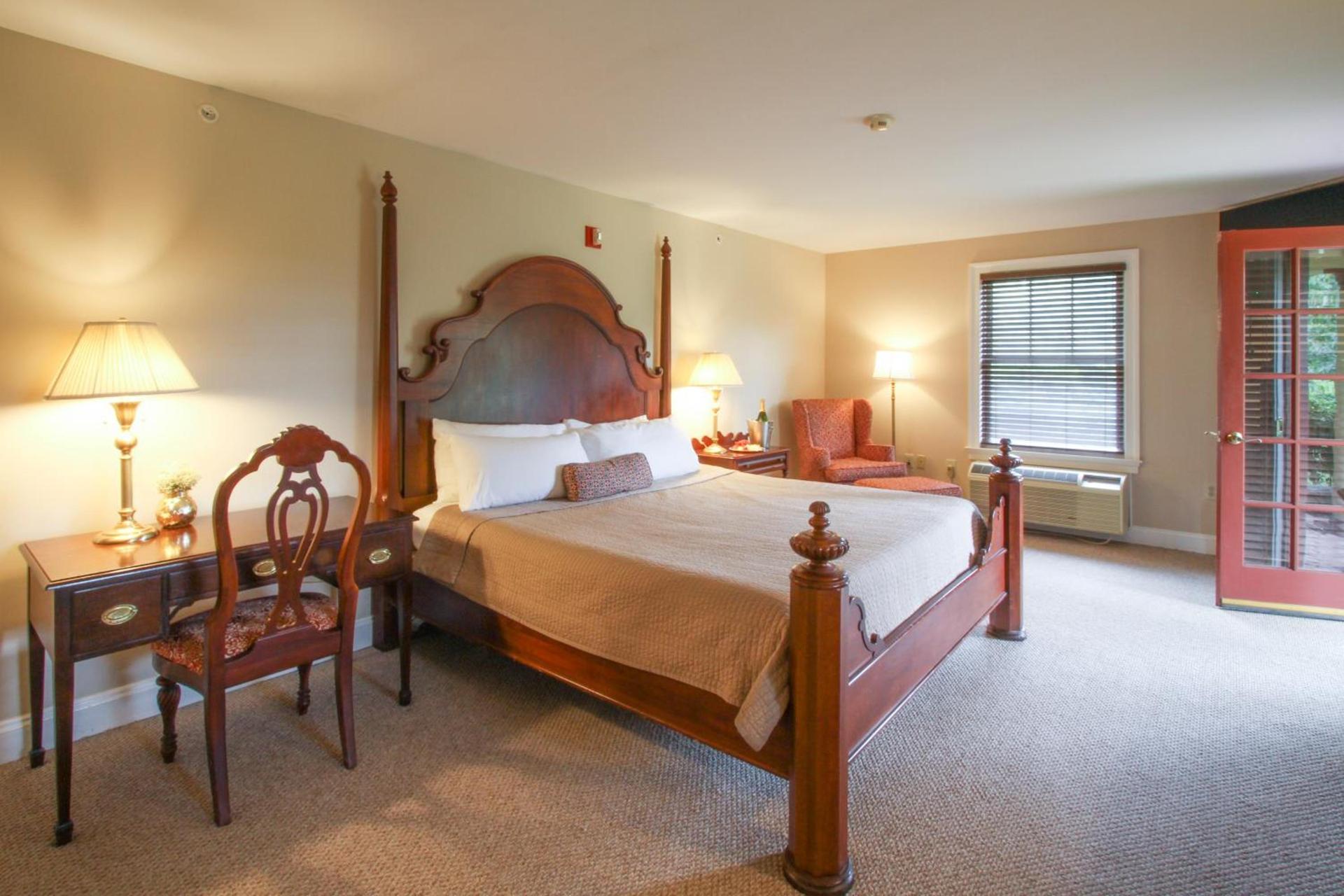 Joseph Ambler Inn photo 51