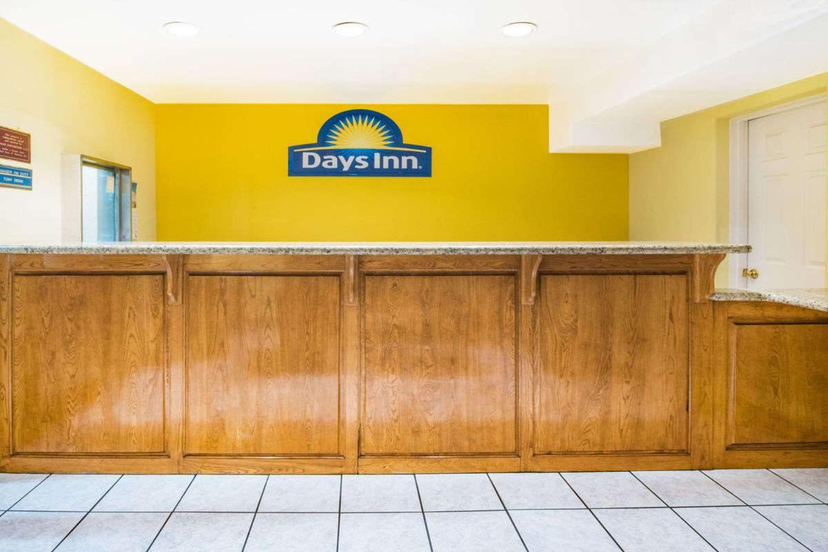 Days Inn by Wyndham McAllen photo 27