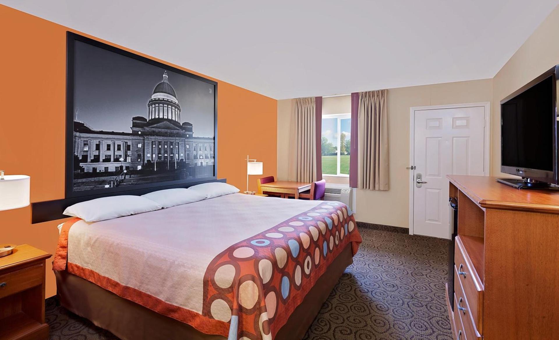 Super 8 by Wyndham Siloam Springs photo 23