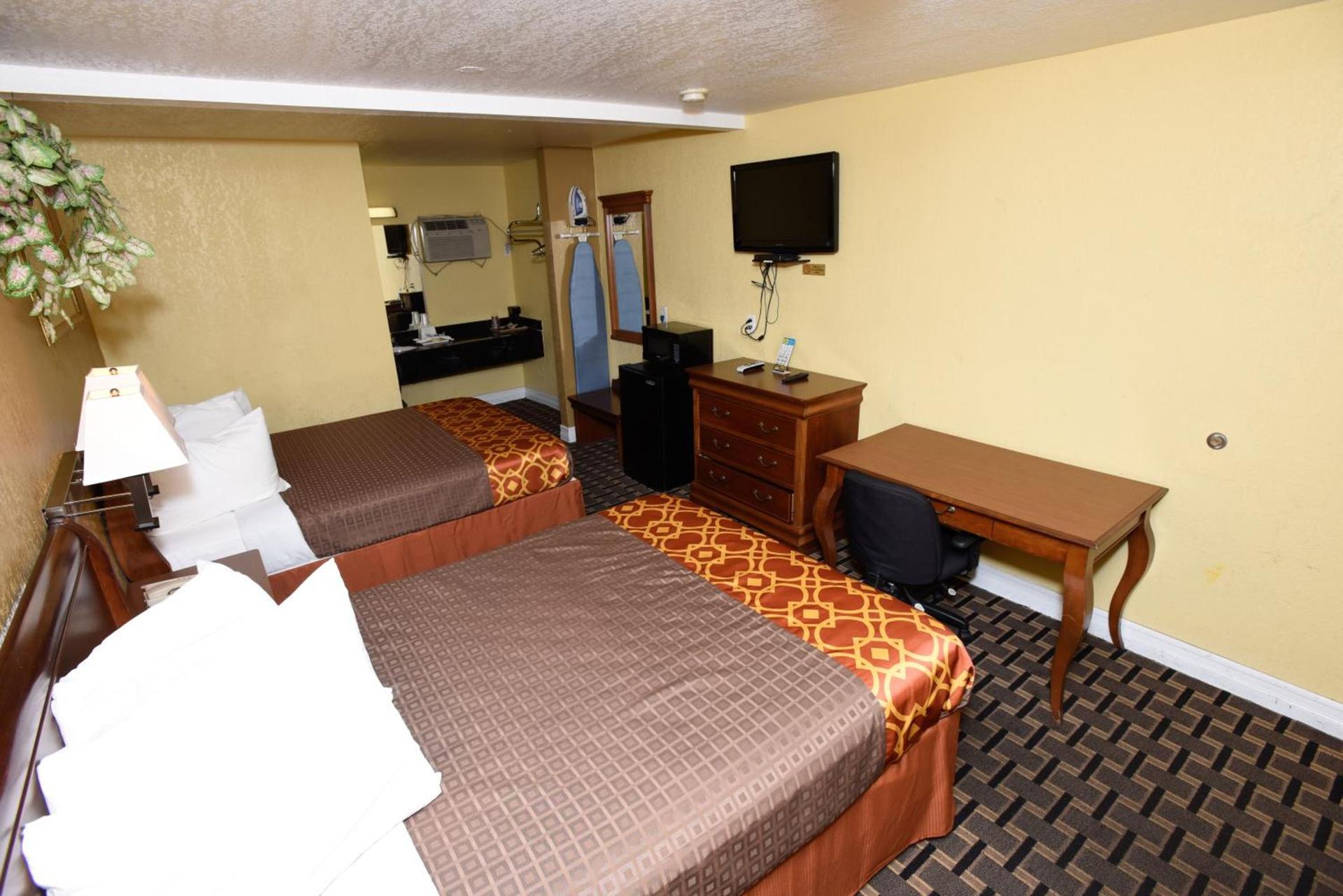 Best Budget Inn Anaheim photo 7