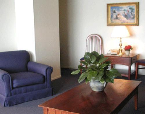 Coral Reef Inn & Condo Suites photo 13
