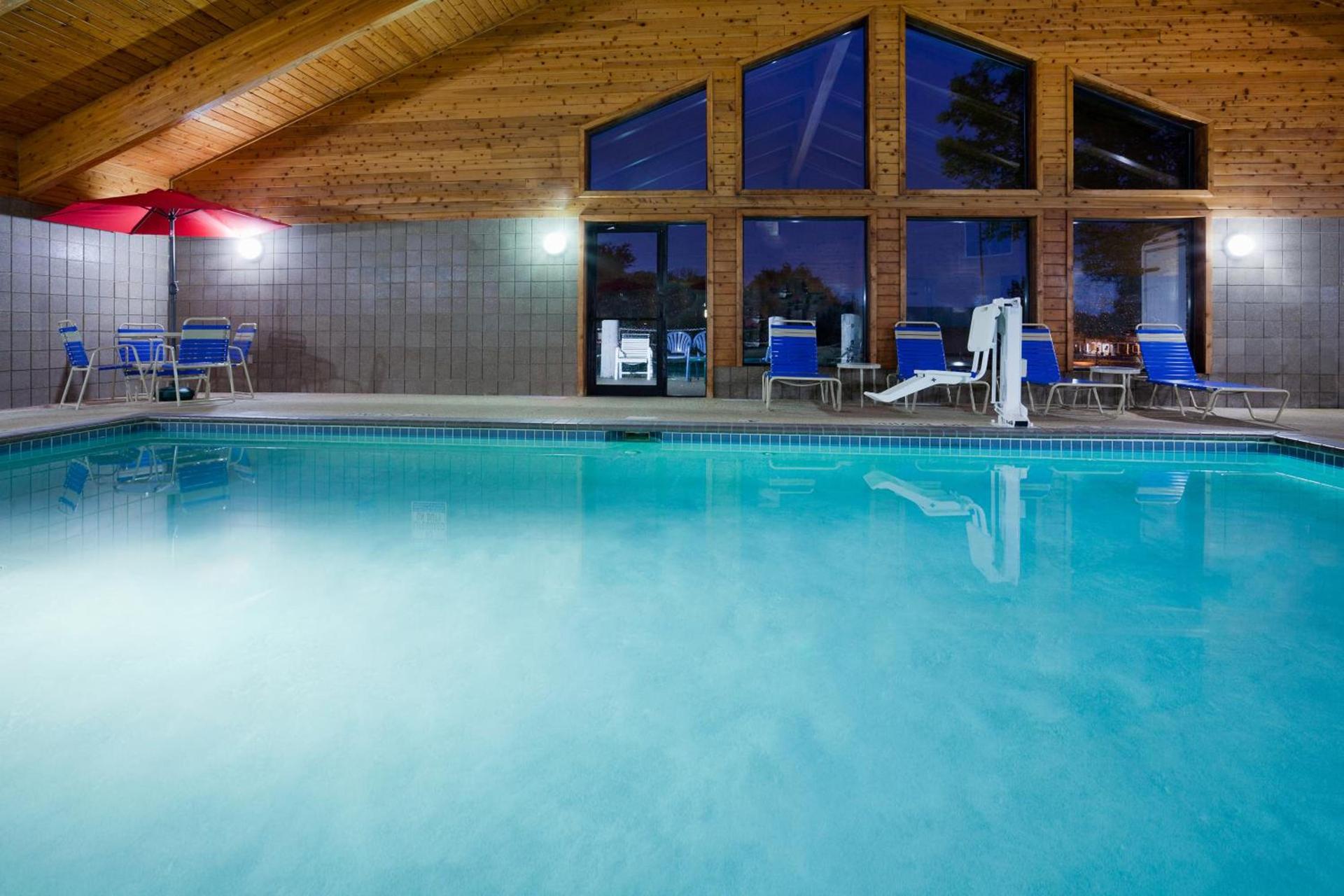 AmericInn by Wyndham Red Wing photo 6