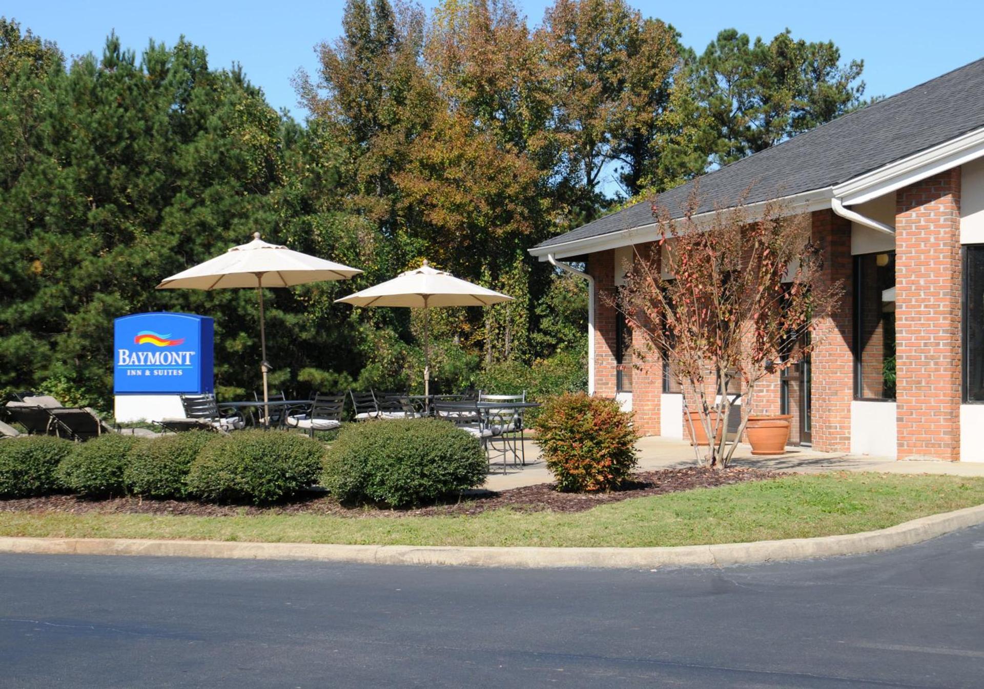 Baymont by Wyndham LaGrange photo 30